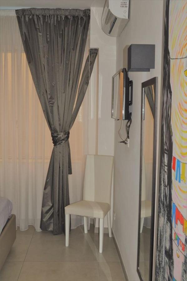 Bed and Breakfast Napoli Via Toledo Esterno foto